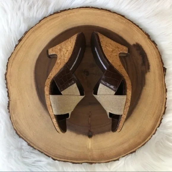 👡 Donald J. Pliner Slip On Brown Tan Wedge Sandals (7 M)