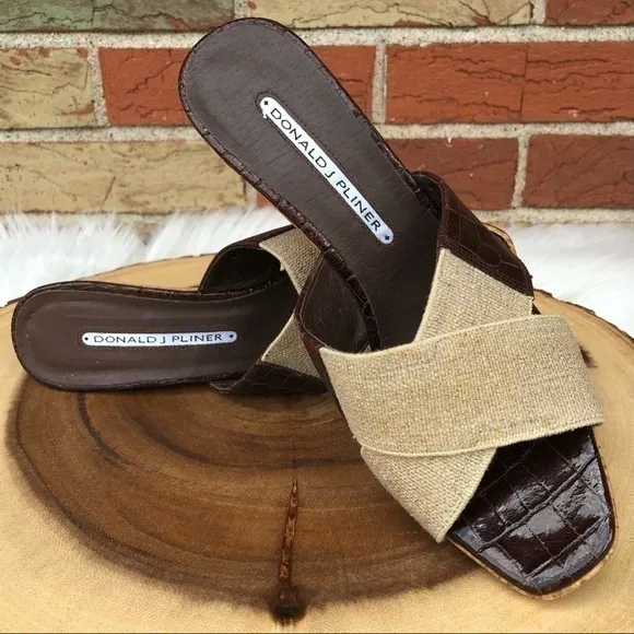 👡 Donald J. Pliner Slip On Brown Tan Wedge Sandals (7 M)