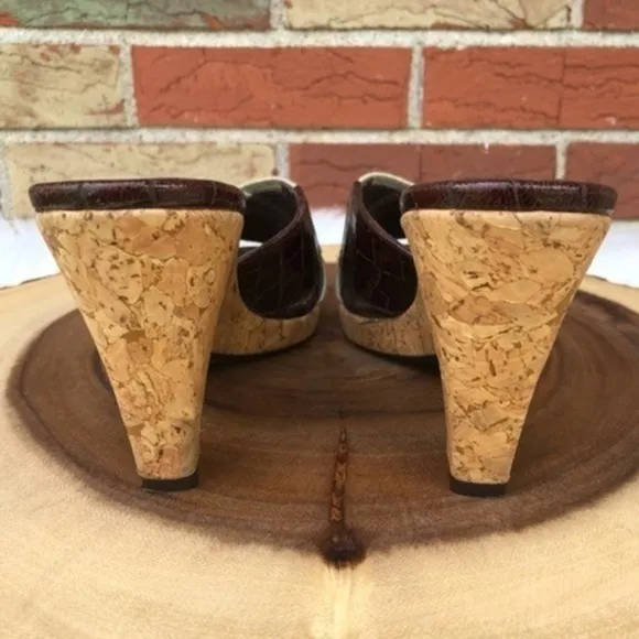 👡 Donald J. Pliner Slip On Brown Tan Wedge Sandals (7 M)