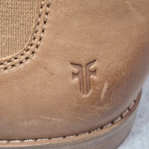 🐢 Frye Anna Chelsea Boots Size 7