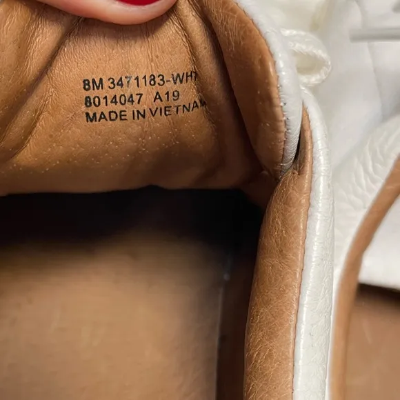 | Frye | low top sneakers. Size 8.