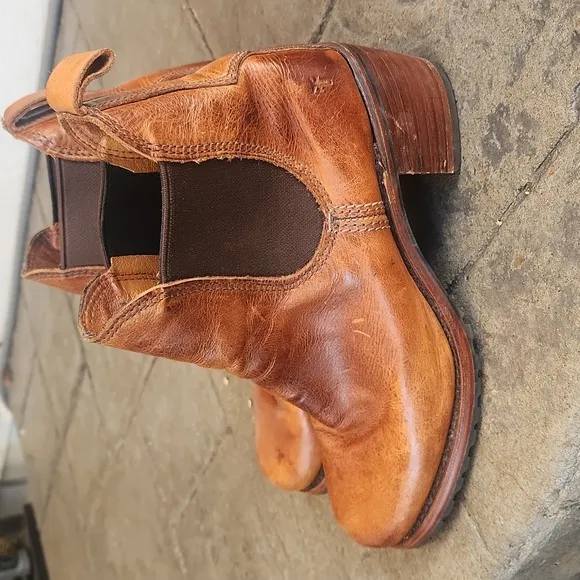 《 Frye 》 Sabrina Leather Chelsea Boots