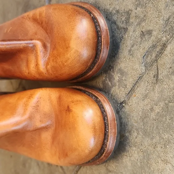 《 Frye 》 Sabrina Leather Chelsea Boots