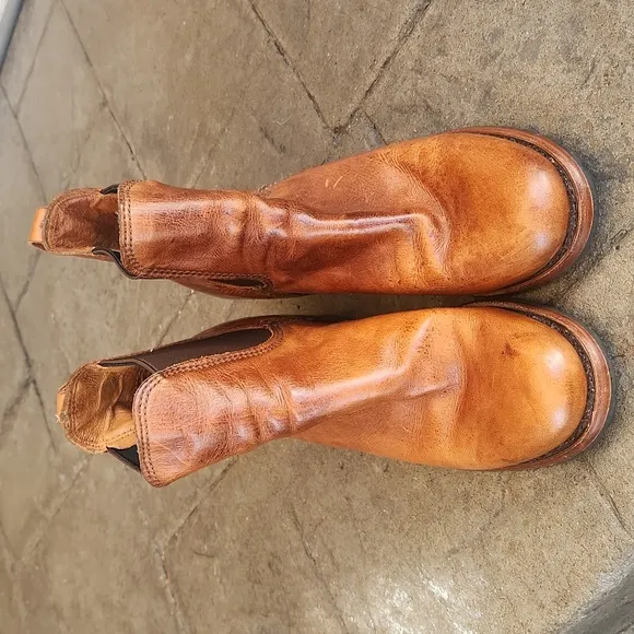 《 Frye 》 Sabrina Leather Chelsea Boots