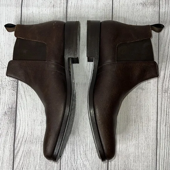 🔹 Gordon Rush Matthews Chelsea Boots