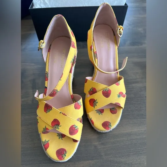 ⭐️⭐️ Host pick⭐️⭐️🍓J. Crew x Edie Parker Strawberry Espadrilele🍓