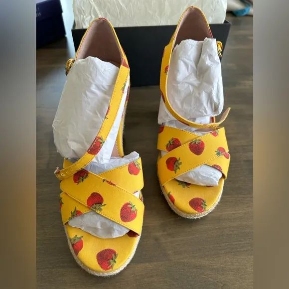 ⭐️⭐️ Host pick⭐️⭐️🍓J. Crew x Edie Parker Strawberry Espadrilele🍓