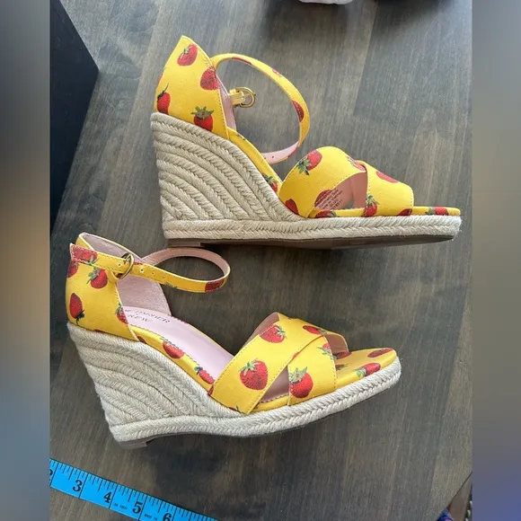 ⭐️⭐️ Host pick⭐️⭐️🍓J. Crew x Edie Parker Strawberry Espadrilele🍓