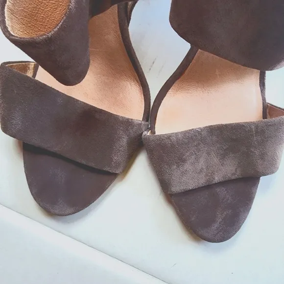 🌸 Madewell | Suede Ankle Strap Sandals, 10
