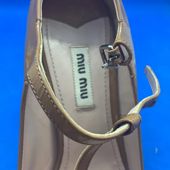 🔥 👠 Miu Miu Brown Patent Leather T Strap Bow Ankle Strap Sandals Size 37