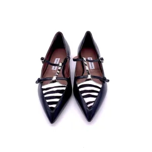 🦓 NEW! TABITHA SIMMONS FLATS SIZE 35