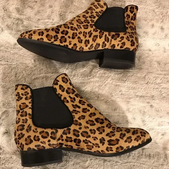 : : NICOLE MILER LIKE NEW Chelsea Cheetah/Leopard Print Ankle Boots Booties : :
