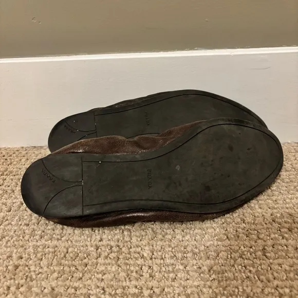 🐎 Prada Leather Ballet Flats - size 9.5 (40)