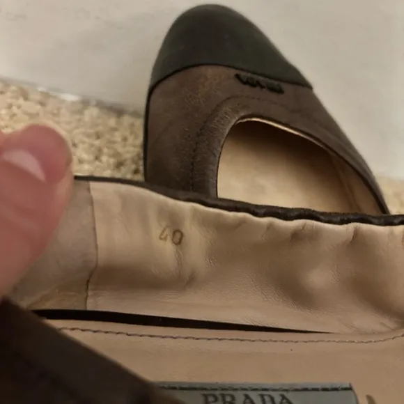 🐎 Prada Leather Ballet Flats - size 9.5 (40)