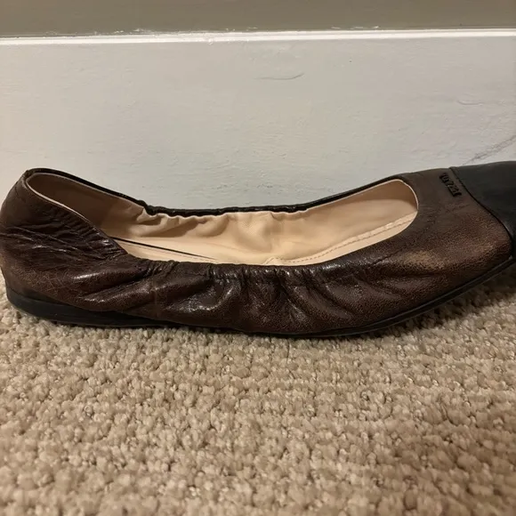 🐎 Prada Leather Ballet Flats - size 9.5 (40)