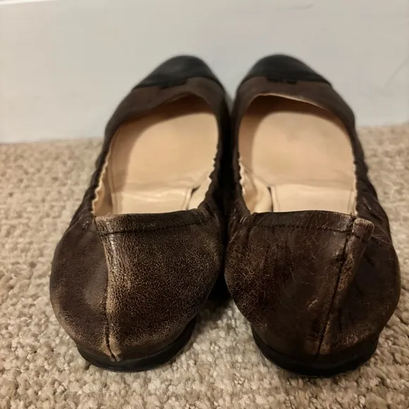 🐎 Prada Leather Ballet Flats - size 9.5 (40)