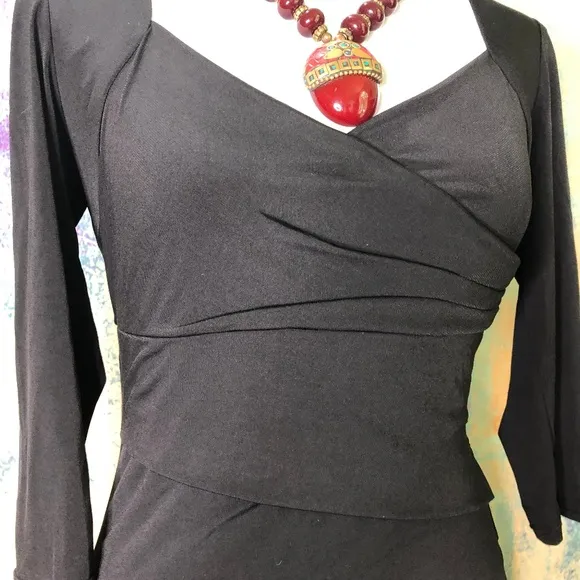⭐️⭐️ White House Black Market  Timeless Dress ⭐️⭐️