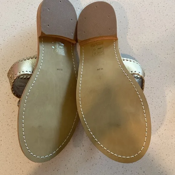 10.5 🔖 JACK ROGERS Women's Jacks Slip-On Flat Sandals Platinum