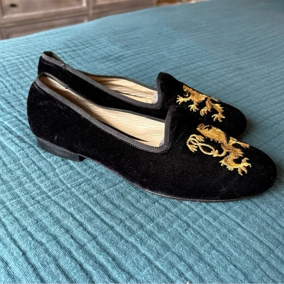 $325 Claudia Triana Black Velvet Flats Gold Embroidered Lion Womens 7 Smoking