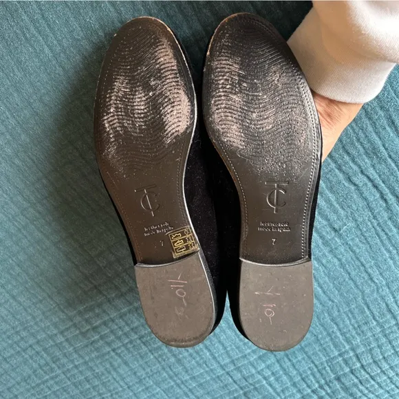$325 Claudia Triana Black Velvet Flats Gold Embroidered Lion Womens 7 Smoking