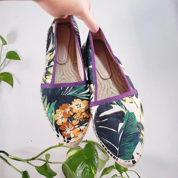$345 NWT STUART WEITZMAN Espadrilles Canvas Flats Size 6 Tropical‎ Leaf Floral