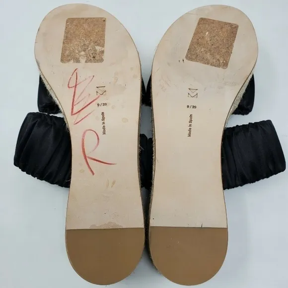$375 Mercedes Castillo Yolanda Platform Sandals