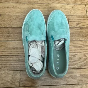 [38/8-8.5]Colmar Original Green Slip In Platform Sneakers