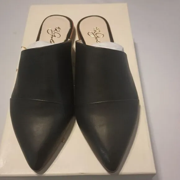 🔥💯42 Gold Black Castle Cap Toe Mule Women's Flats Sz 6.5 - Women | Color: Blac