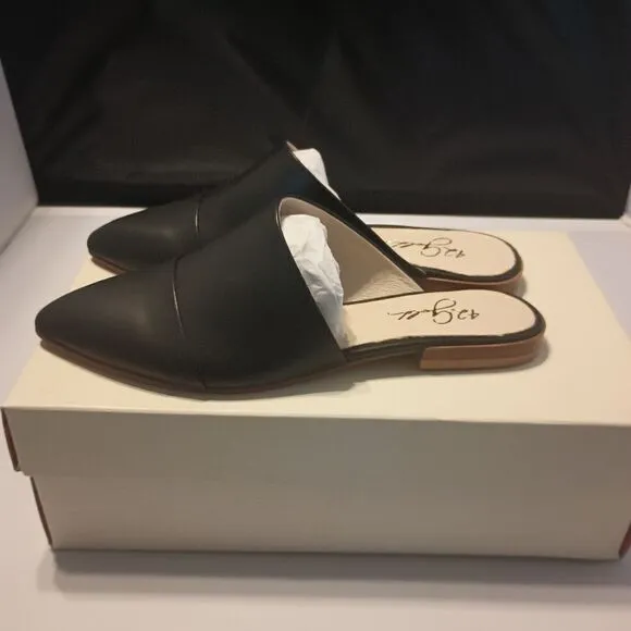 🔥💯42 Gold Black Castle Cap Toe Mule Women's Flats Sz 6.5 - Women | Color: Blac