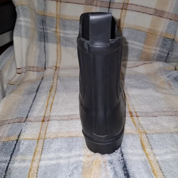 A pair of J. Crew Kenton Chelsea boots in a men's size 10. Like new condition