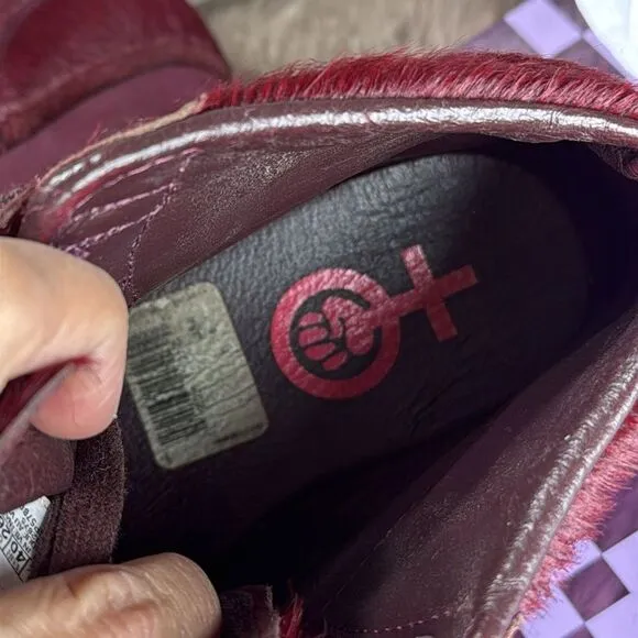 (A) RARE Reebok Amber Rose Muva Fuka Burgundy Gum Top Sneakers, Women's Size 9
