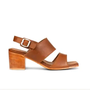 ADELANTE SHOE CO. Natural Brown Sandals with Block Heels, size 6