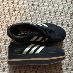 Adidas gazelle stack platform sneaker