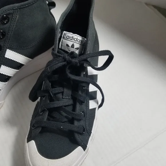 ADIDAS GIRL'S NIZZA ORTHOLITE PLATFORM SNEAKERS SIZE 4