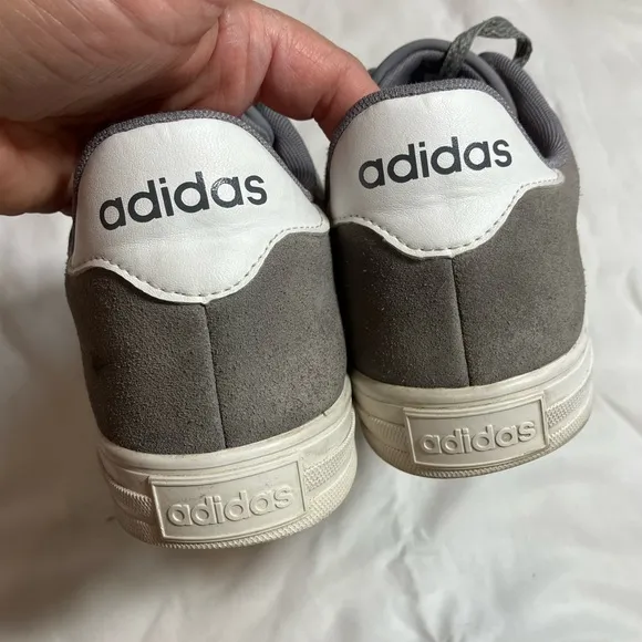 Adidas Gray and White Low-Top Sneakers with Signature Stripes Sz 10
