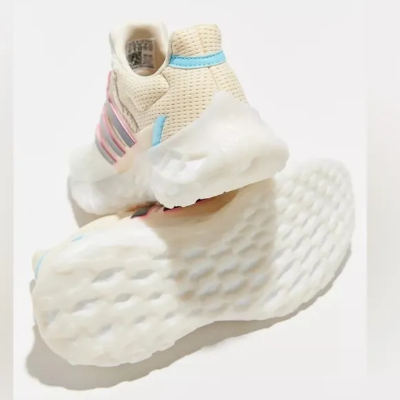 Adidas Kids Ultraboost Web DNA Low Top Sneakers Sz 4.5