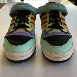 ADIDAS Men’s Multi Color Low Top Sneakers Size 8