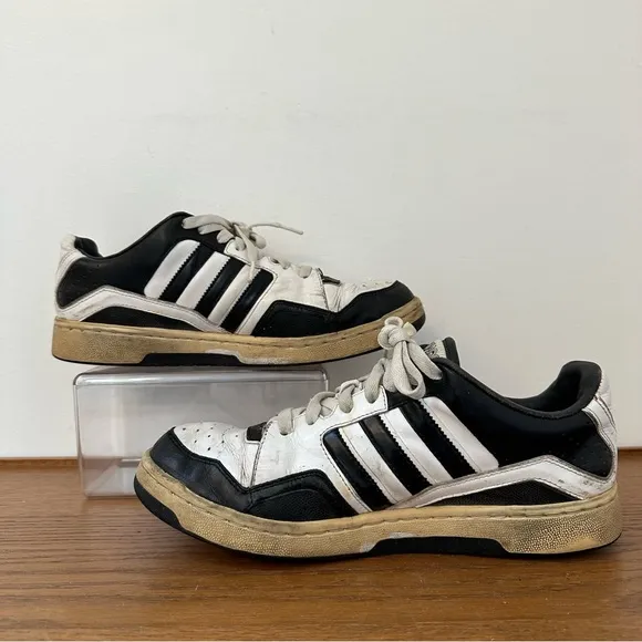 Adidas Skyhook 2003 Kareem Abdul Jabbar Low Top Sneakers Sz 10 Blk/Wht Originals
