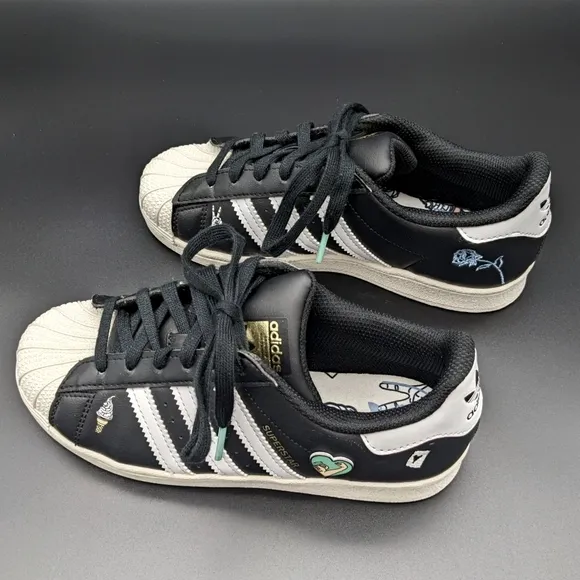 Adidas Superstar Empowering Graphics Sneakers