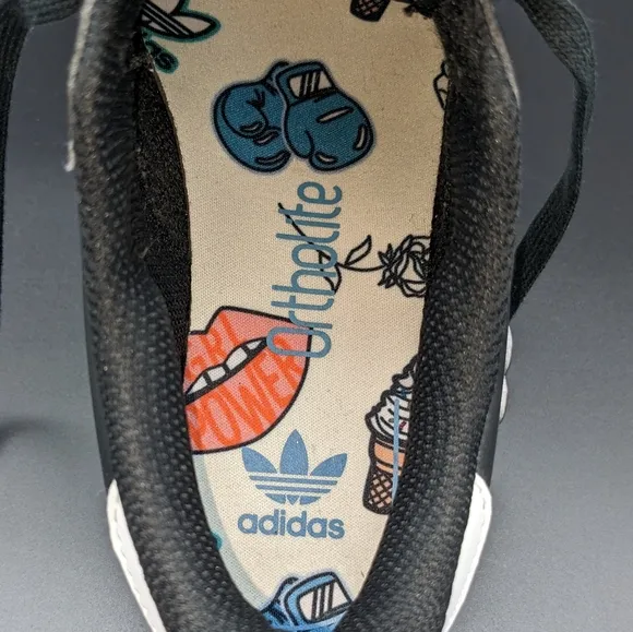 Adidas Superstar Empowering Graphics Sneakers