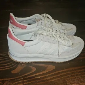 Adidas White and Pink Casual Sneakers