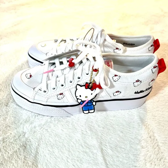 Adidas x Hello Kitty Nizza NWT