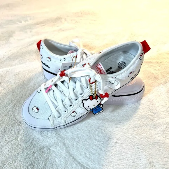 Adidas x Hello Kitty Nizza NWT