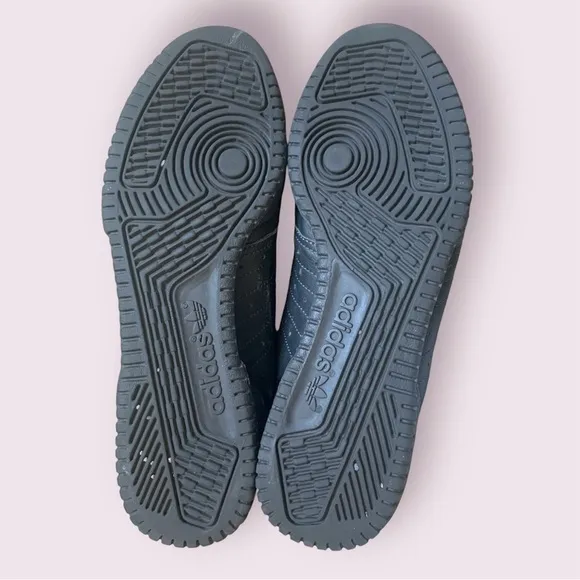 Adidas Yeezy Black Calabasas Sneakers