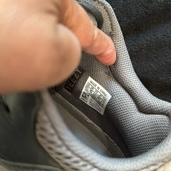Adidas Yeezy Boost 700 men’s brown low top sneakers