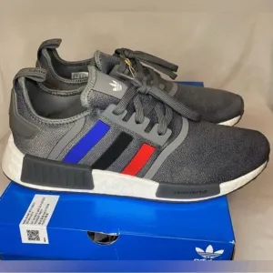 Adidas NMD_R1 low top sneakers