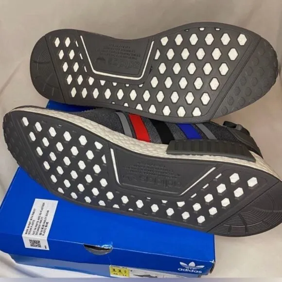 Adidas NMD_R1 low top sneakers