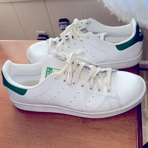 AdidasSTAN SMITH LEATHER LOW TRAINERS