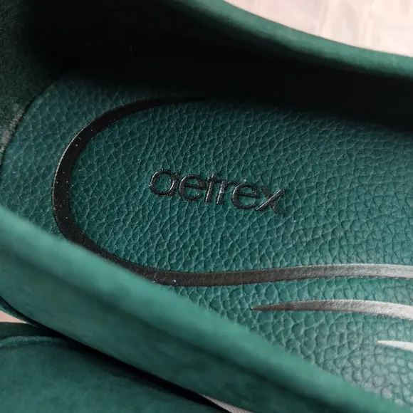 Aetrex Brianna dark teal Ballet Flats with Minimalist Design 8.5 new