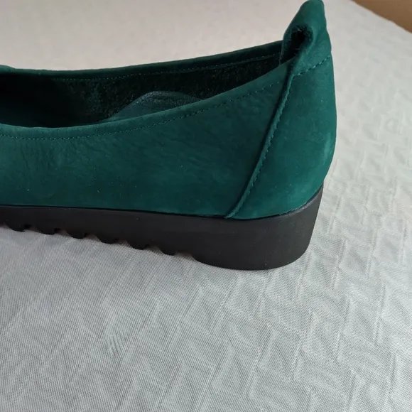 Aetrex Brianna dark teal Ballet Flats with Minimalist Design 8.5 new